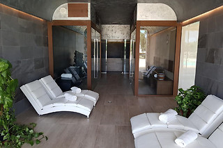 Soggiorno benessere di una notte con accesso alla spa e cena presso Agriturismo Tenuta Don Giovanni in provincia di Lecce