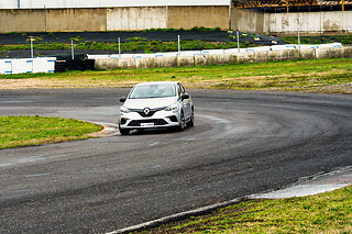 Attività di guida sportiva assistita presso Driving Motor Sport in provincia di Pavia