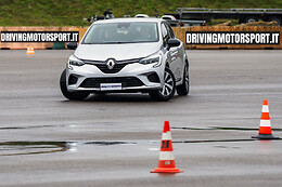 DRIVING MOTOR SPORT