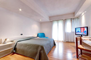 Un soggiorno di due notti per due persone all'Hotel Residence Club Primula a Pescasseroli in provincia dell'Aquila